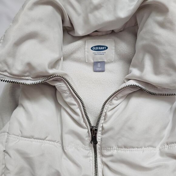 Old-navy Women's White Puffer Vest XS - Picture 2 of 4
